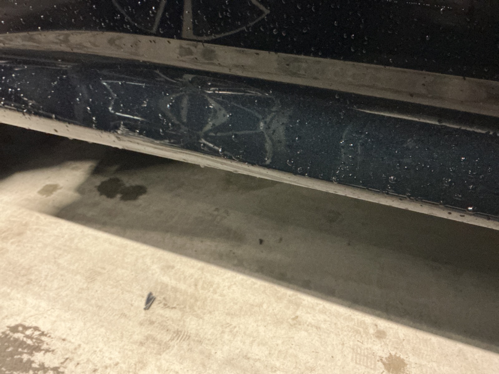 キズ・ヘコミ_26