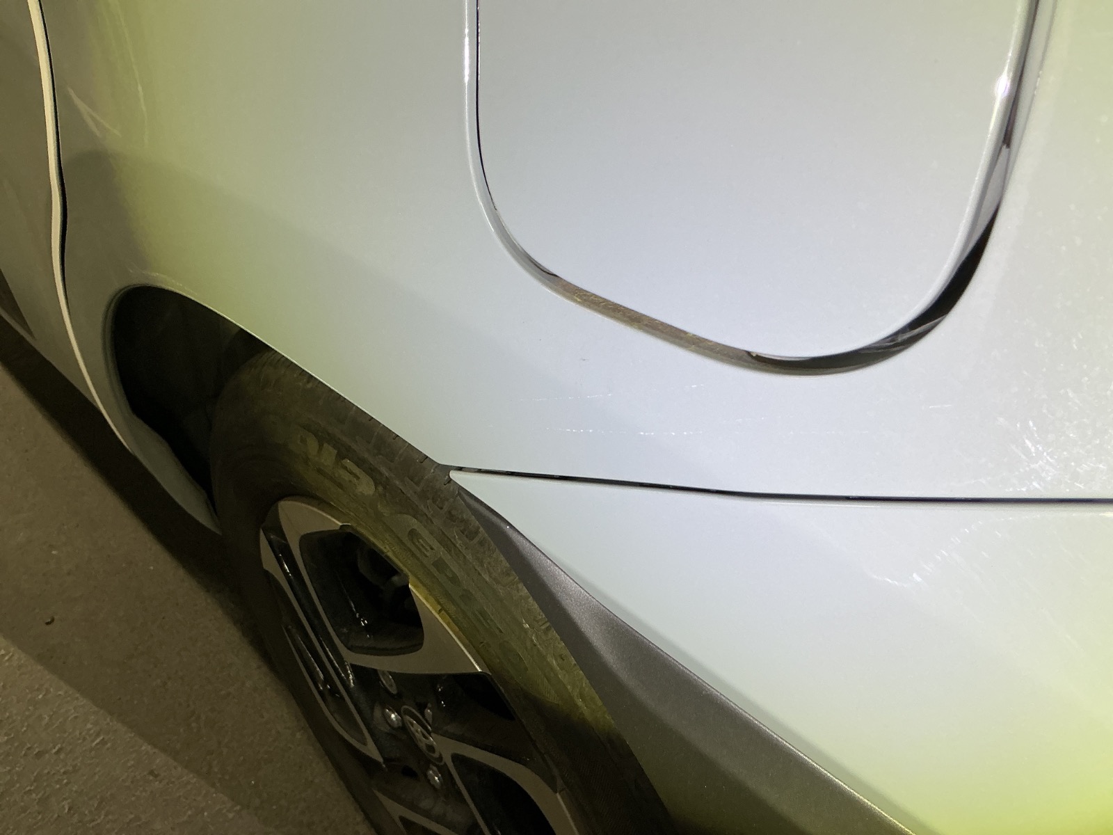 キズ・ヘコミ_39