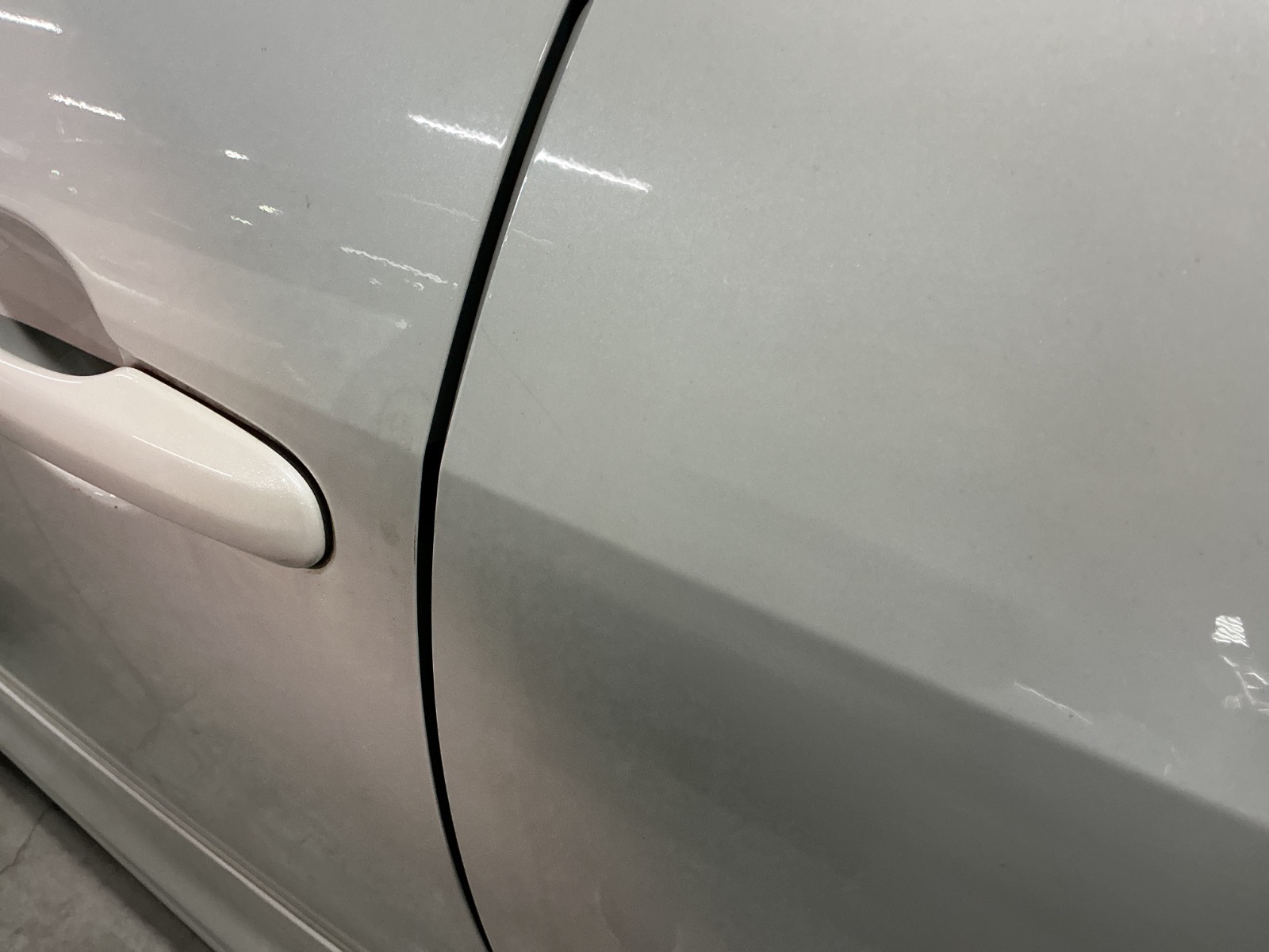 キズ・ヘコミ_24