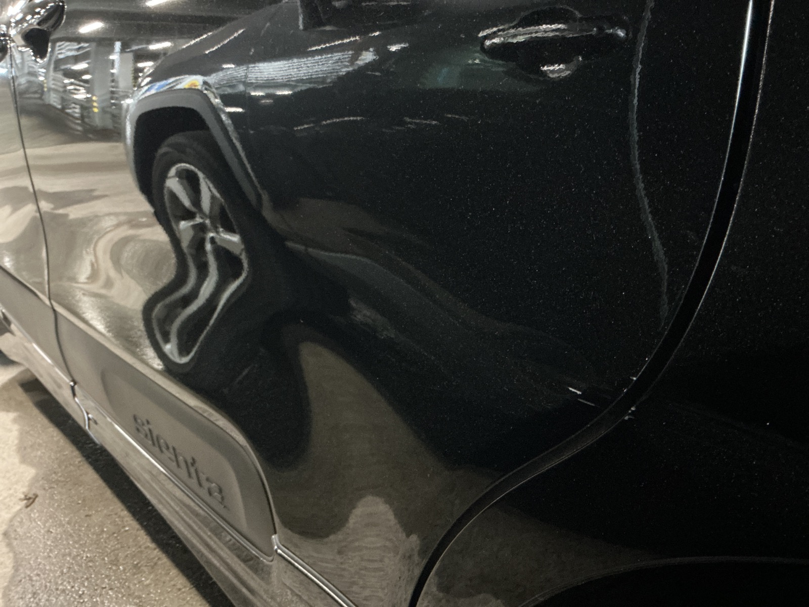 キズ・ヘコミ_38