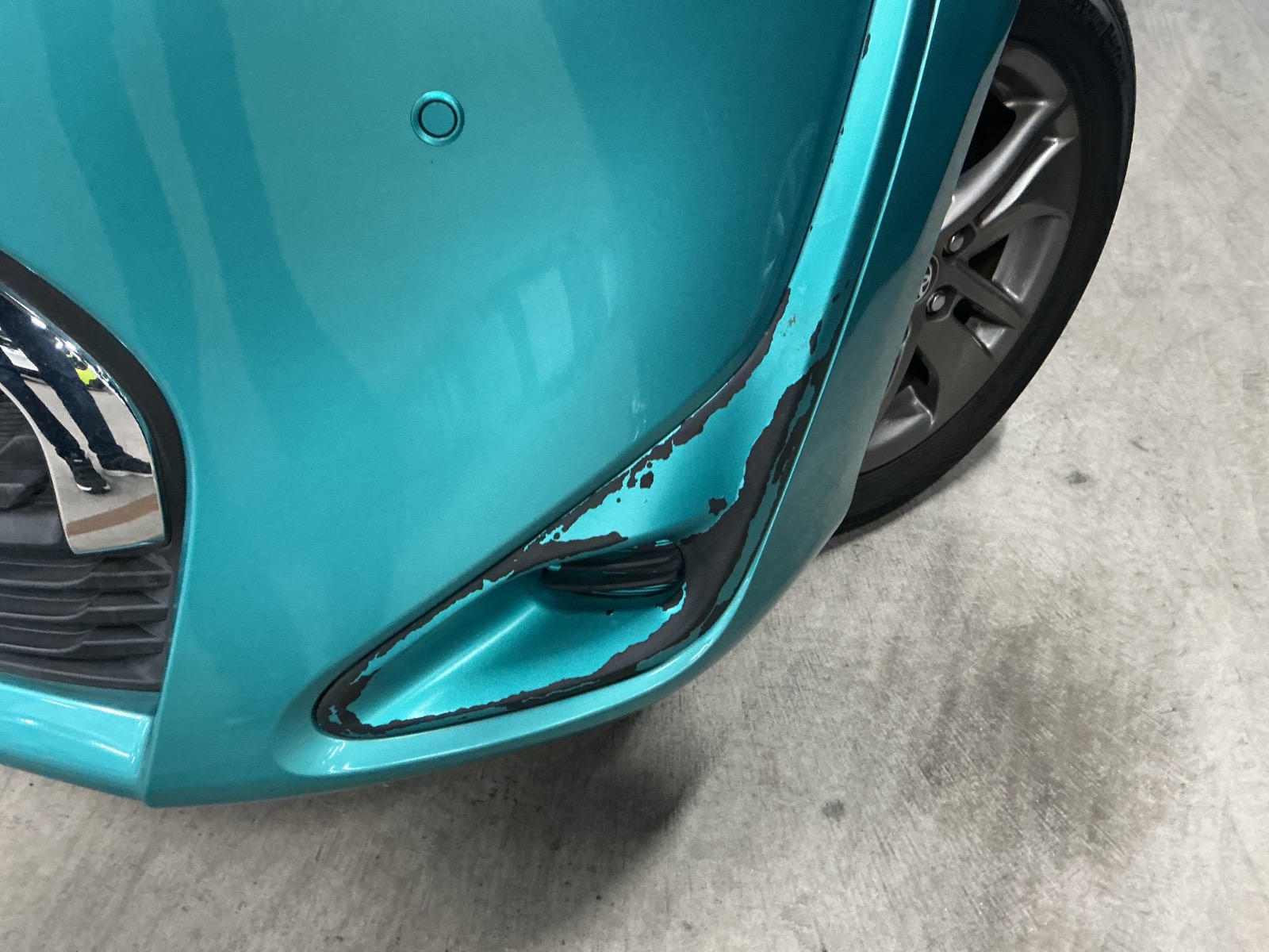 キズ・ヘコミ_05