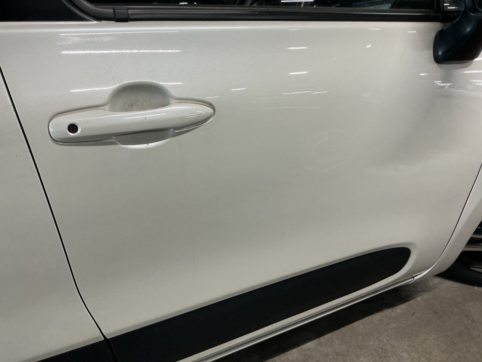 キズ・ヘコミ_19