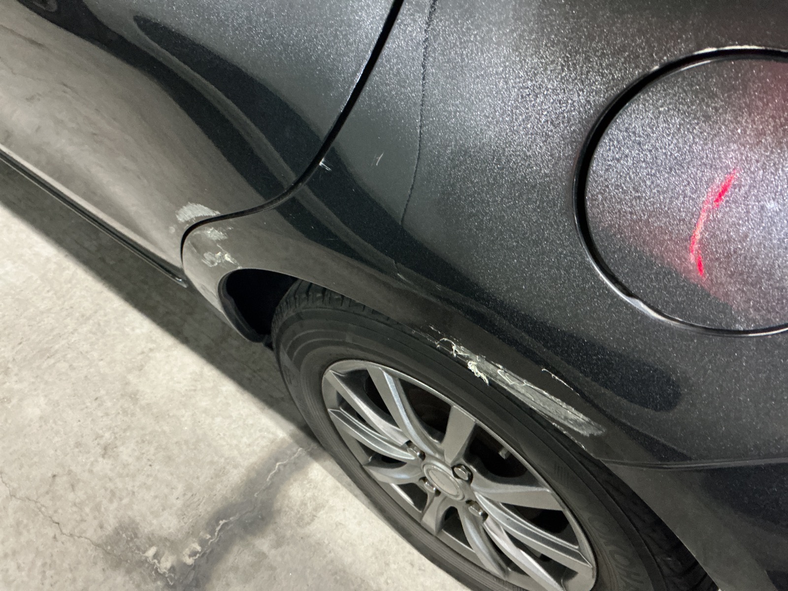 キズ・ヘコミ_38