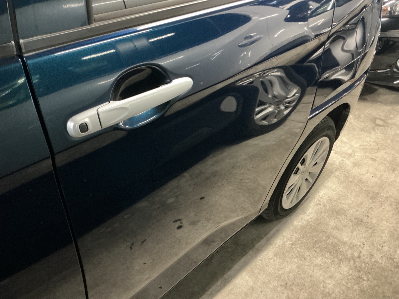 キズ・ヘコミ_24