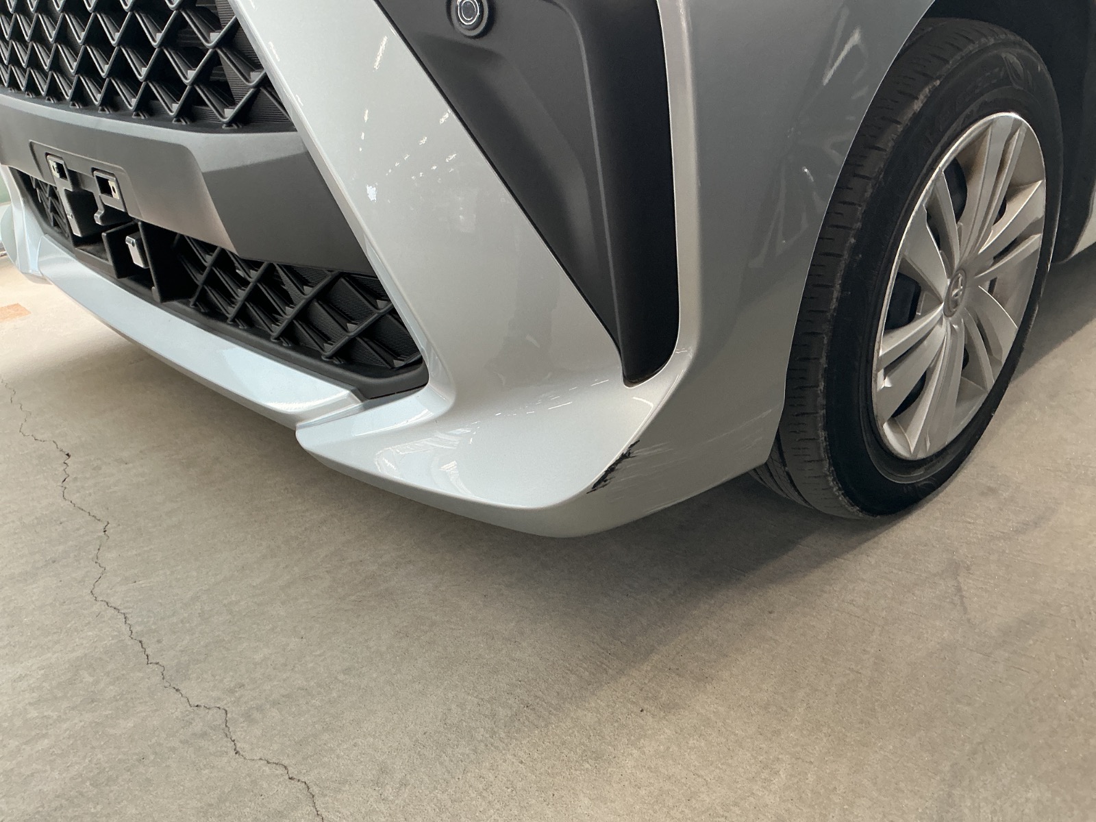 キズ・ヘコミ_05