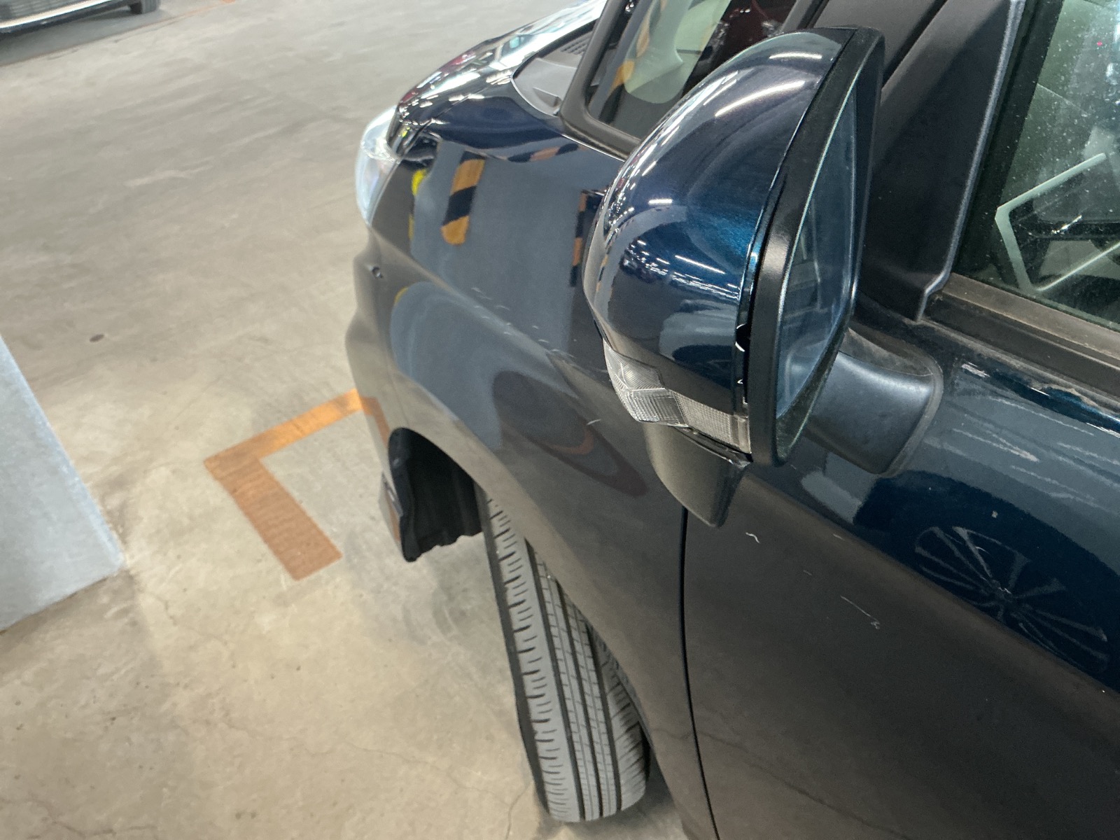 キズ・ヘコミ_64