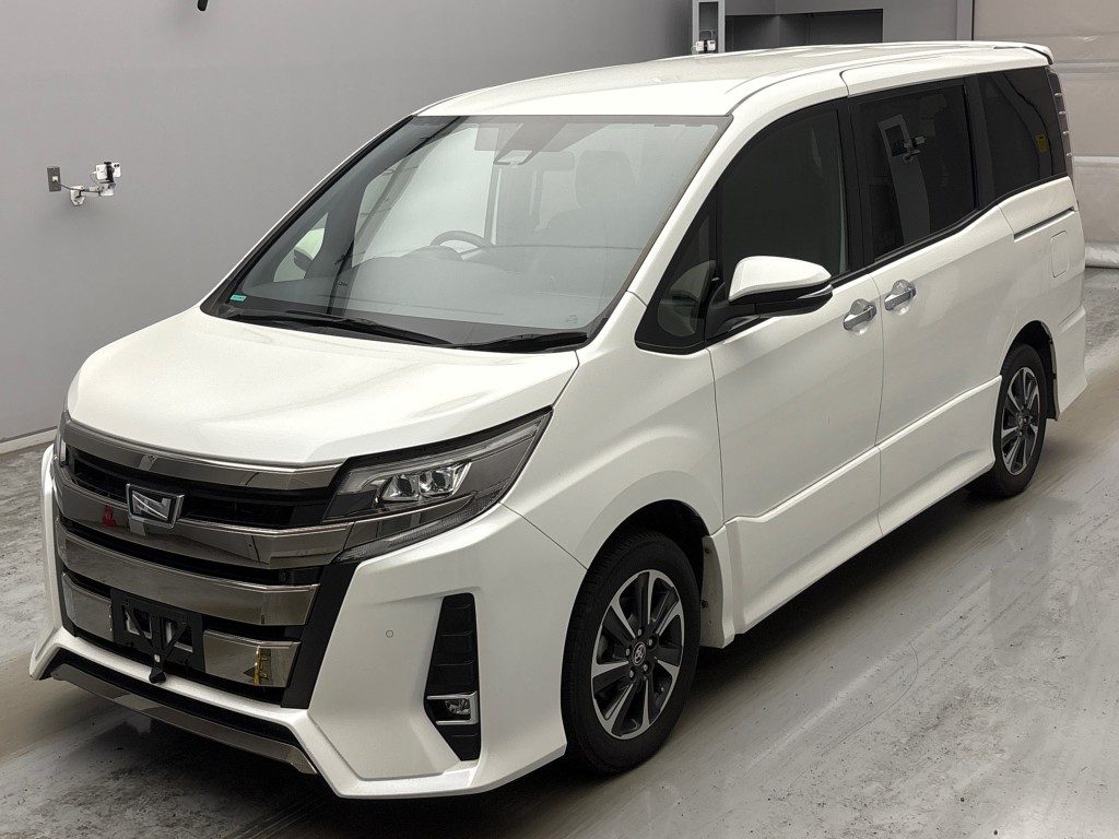 トヨタ ノア Si WxB2 7ニンノリ