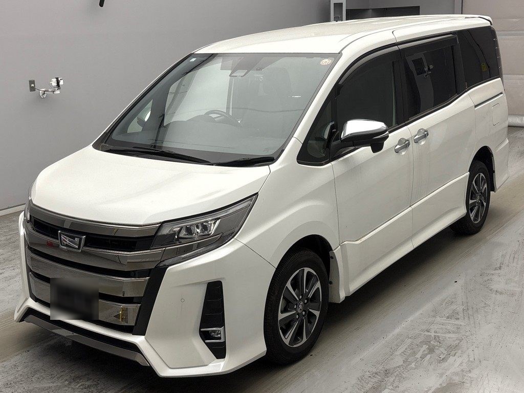 トヨタ ノア Si WxB3 4WD 7ニンノリ