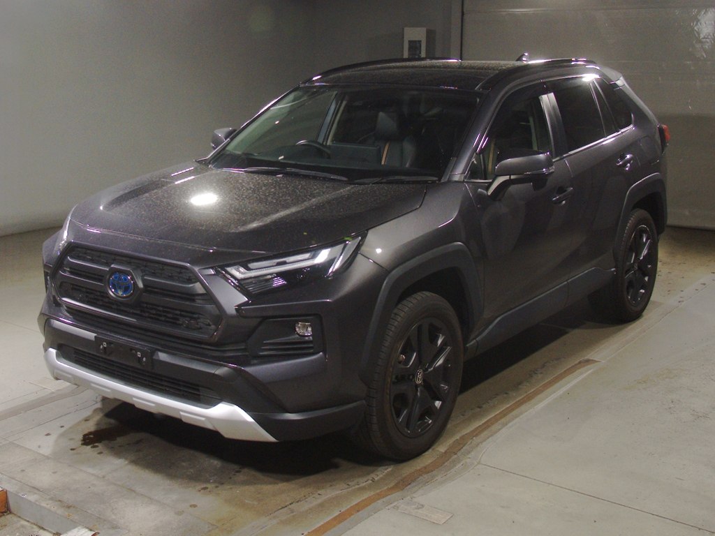 トヨタ RAV4 HV アドベンチャー