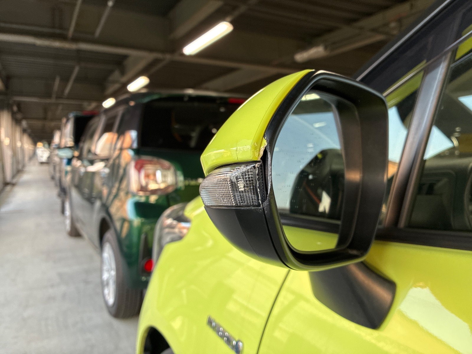 キズ・ヘコミ_64