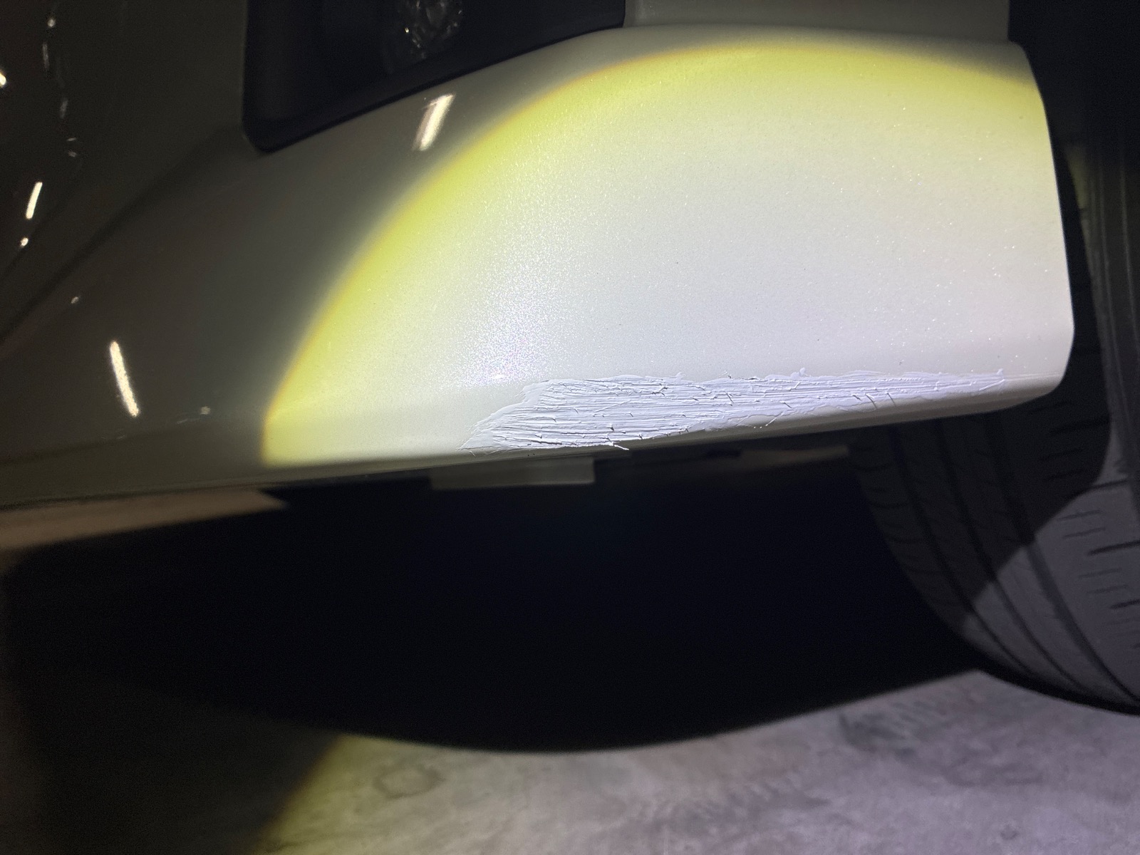 キズ・ヘコミ_05