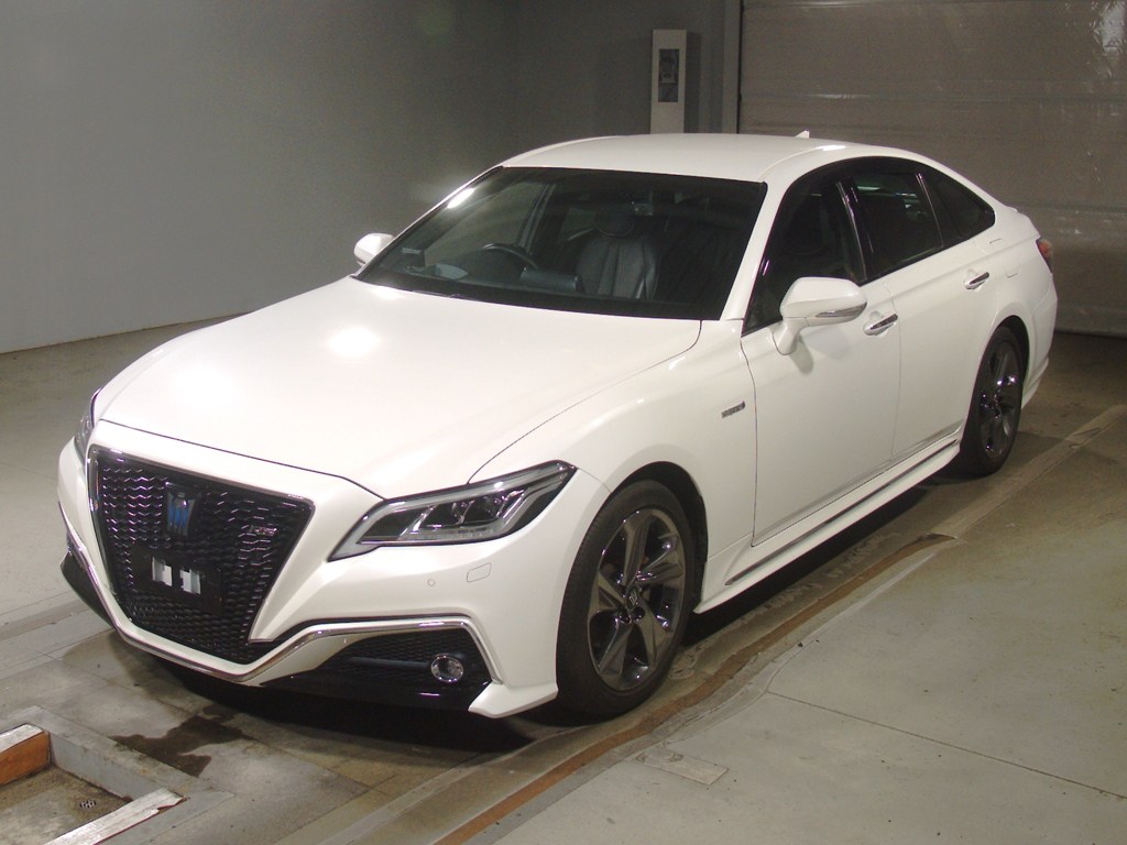クラウンHV RS アドバンス