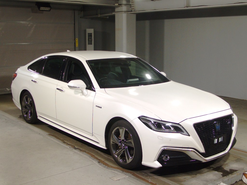 クラウンHV RS アドバンス
