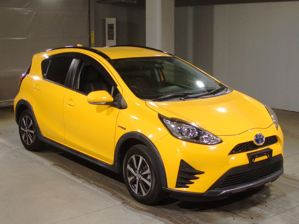 アクア クロスオーバー