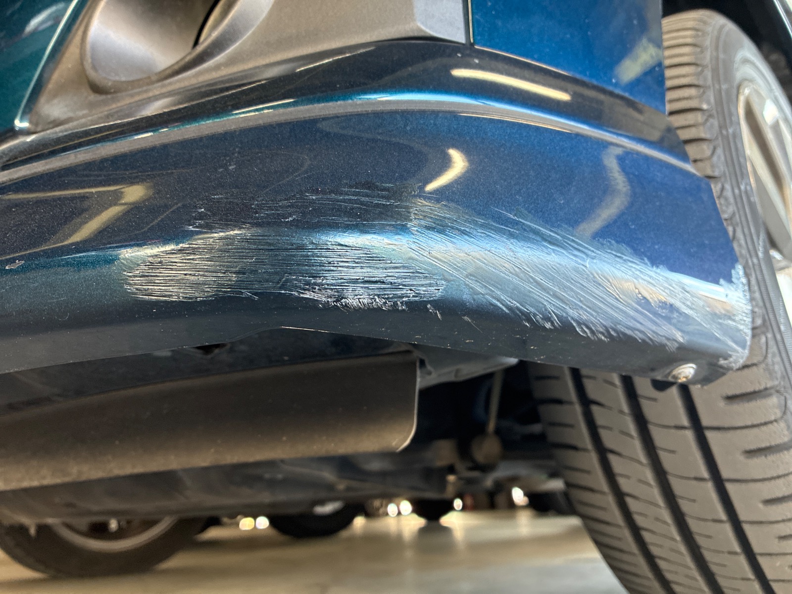 キズ・ヘコミ_05