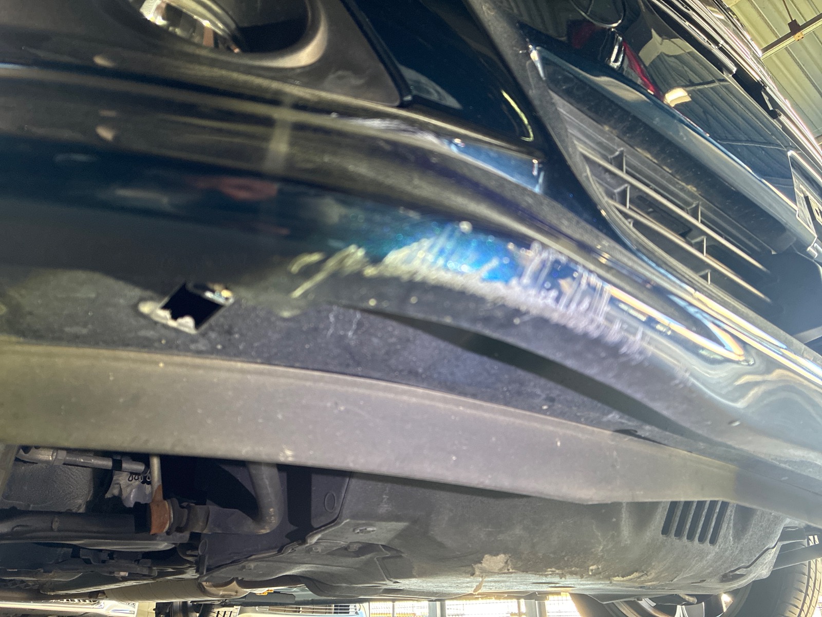 キズ・ヘコミ_06