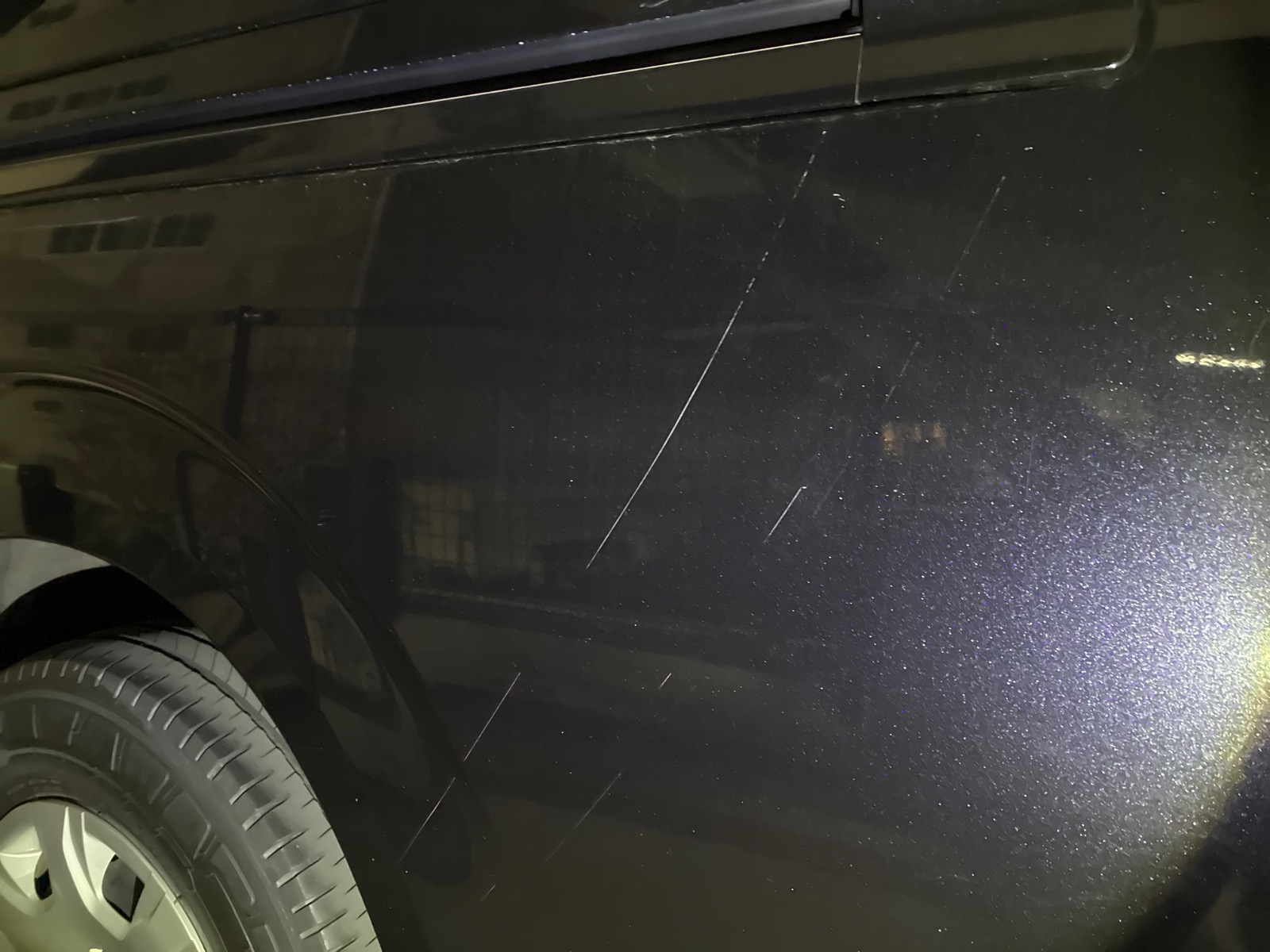 キズ・ヘコミ_39