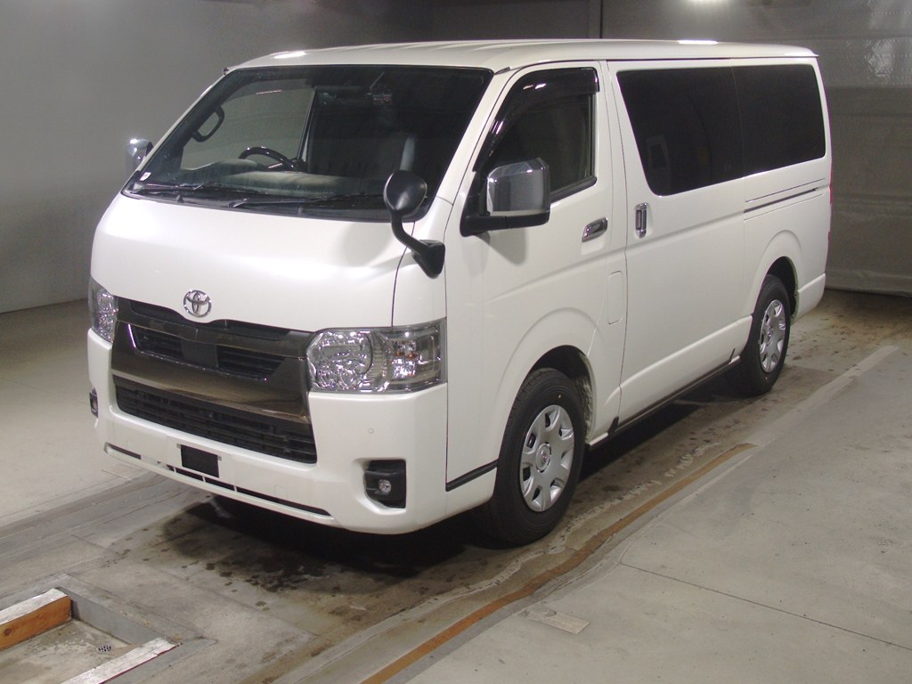 ハイエースV S-GLダークプラ2