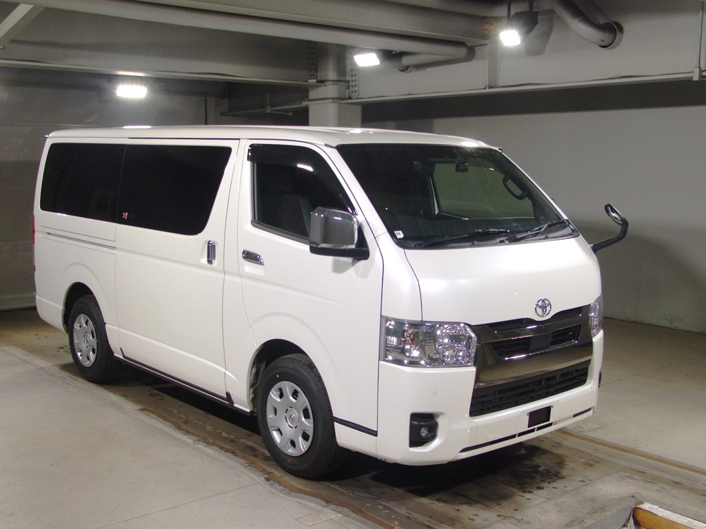 ハイエースV S-GLダークプラ2