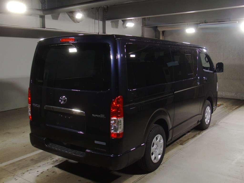 ハイエースV SーGLダークプラ2