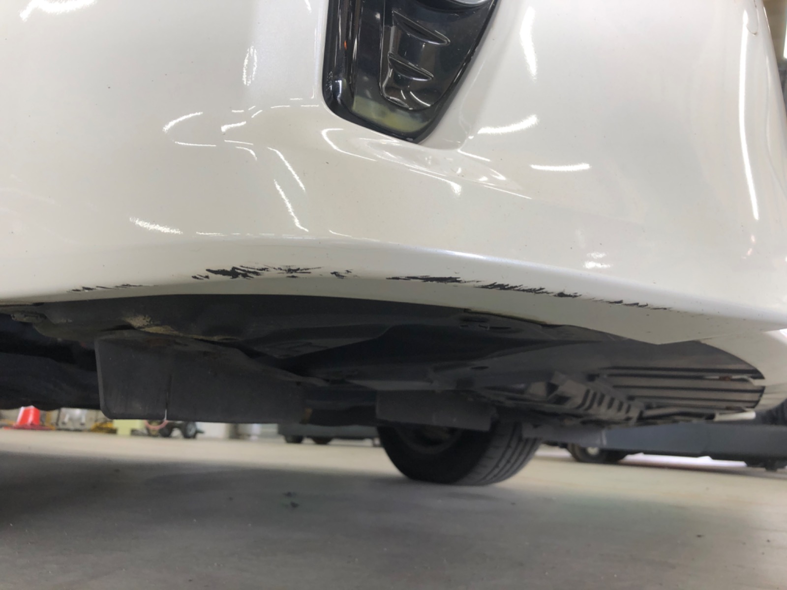 キズ・ヘコミ_06