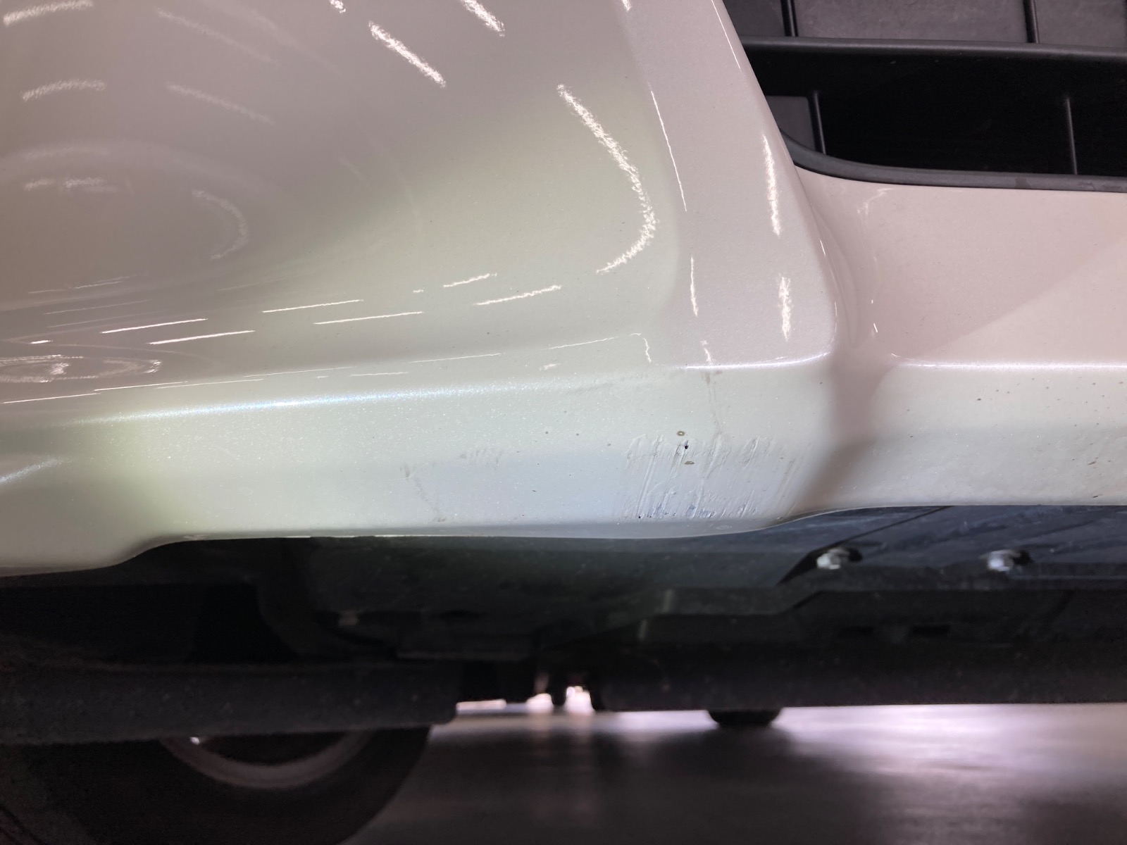 キズ・ヘコミ_06