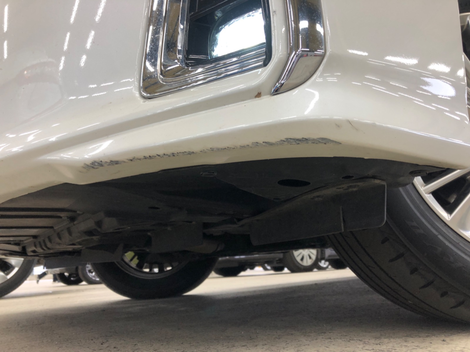 キズ・ヘコミ_05