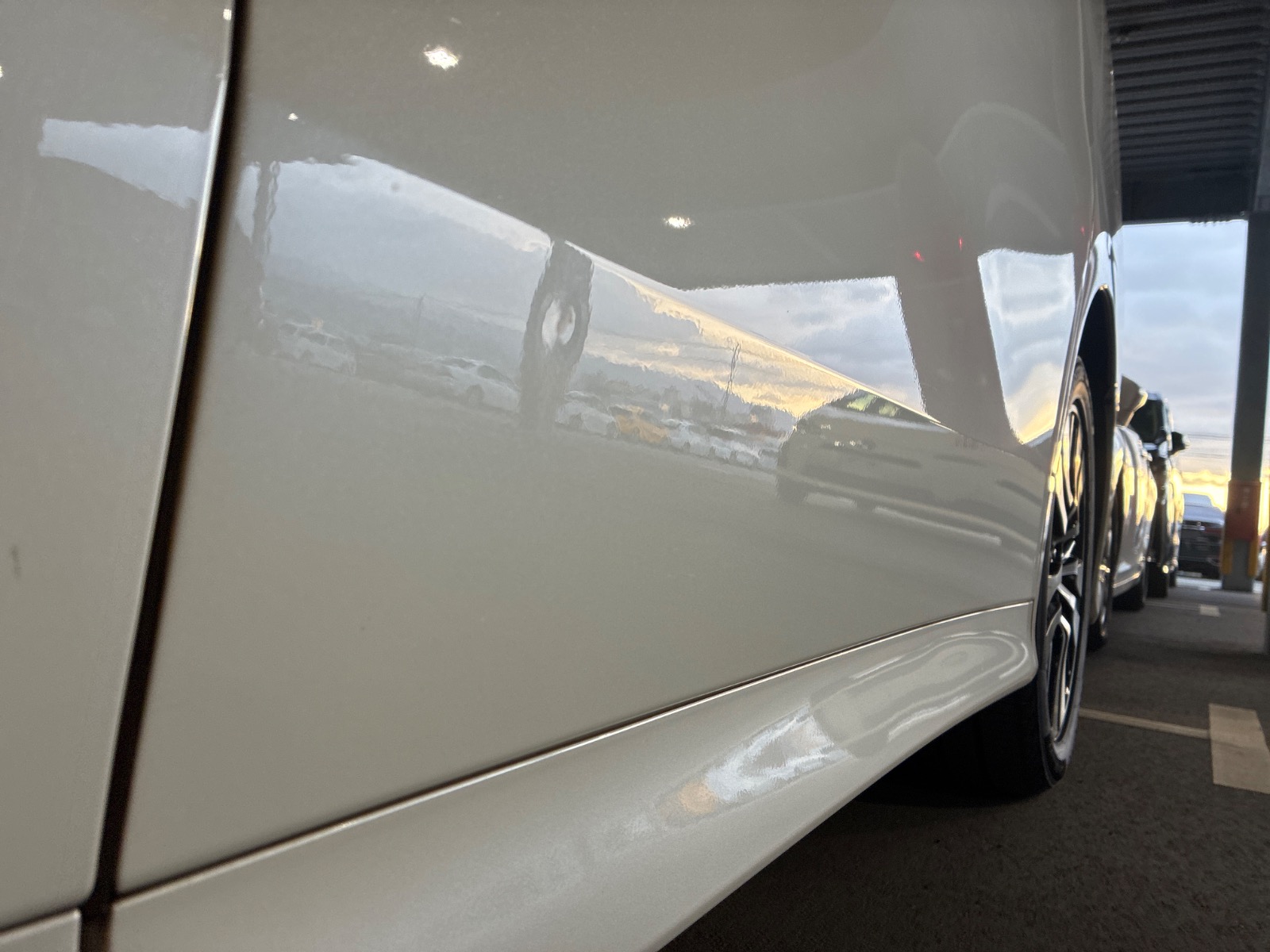 キズ・ヘコミ_24