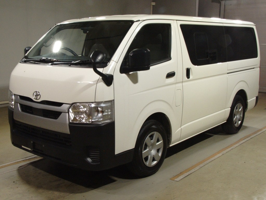 トヨタ ハイエースV DX