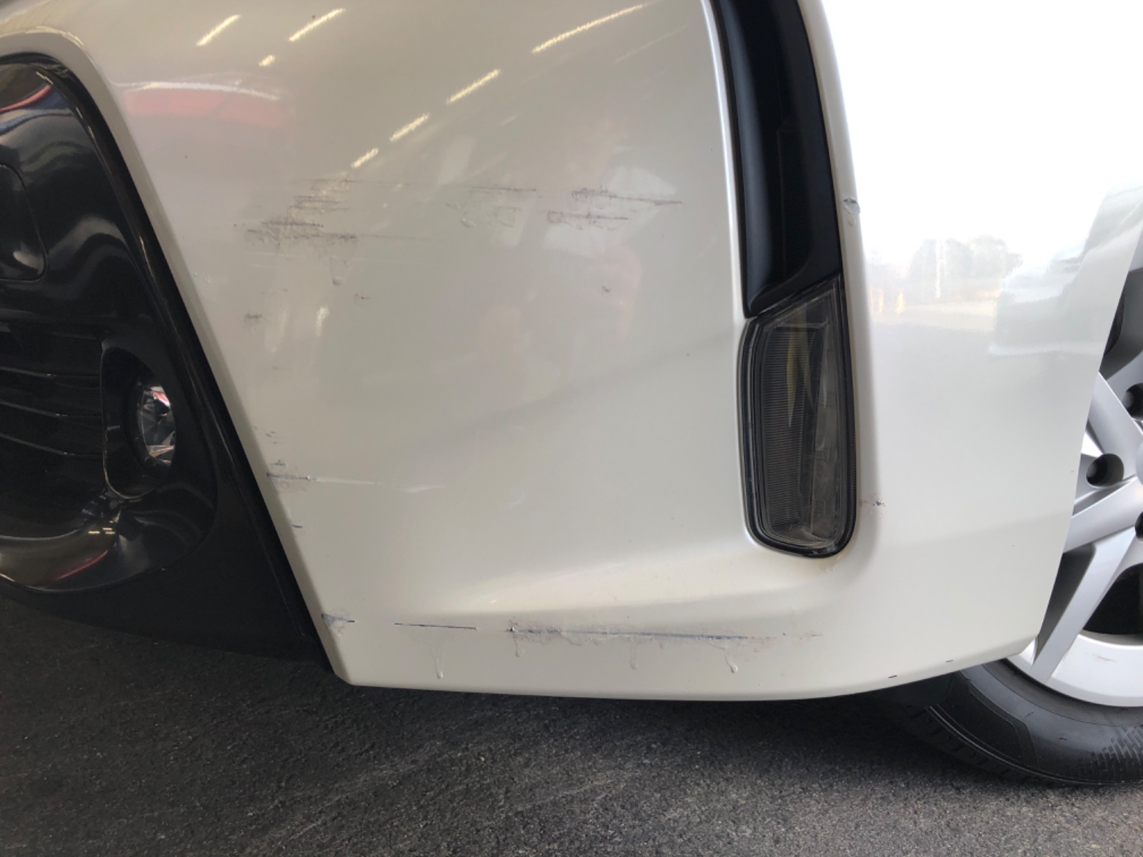 キズ・ヘコミ_05