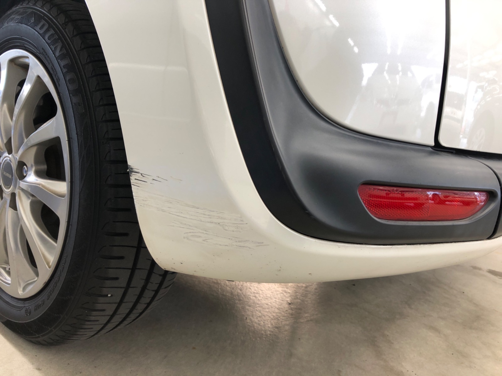 キズ・ヘコミ_55