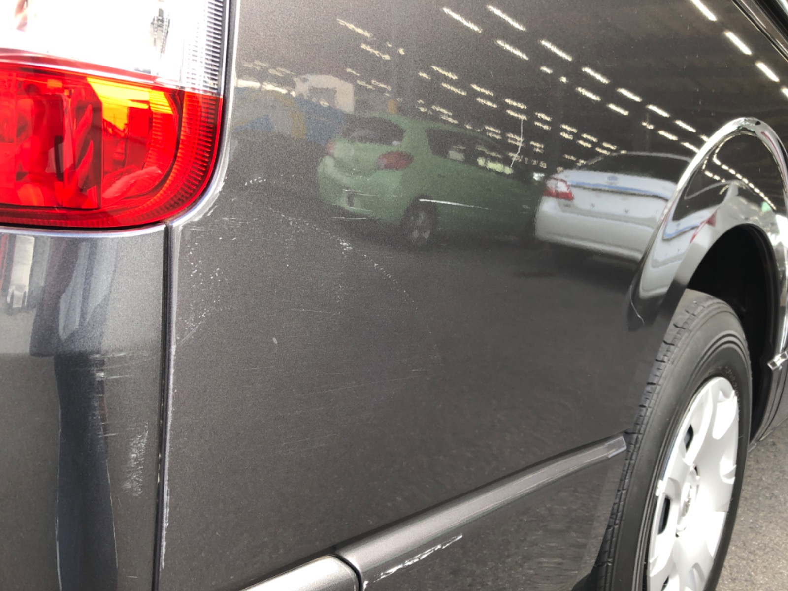 キズ・ヘコミ_41