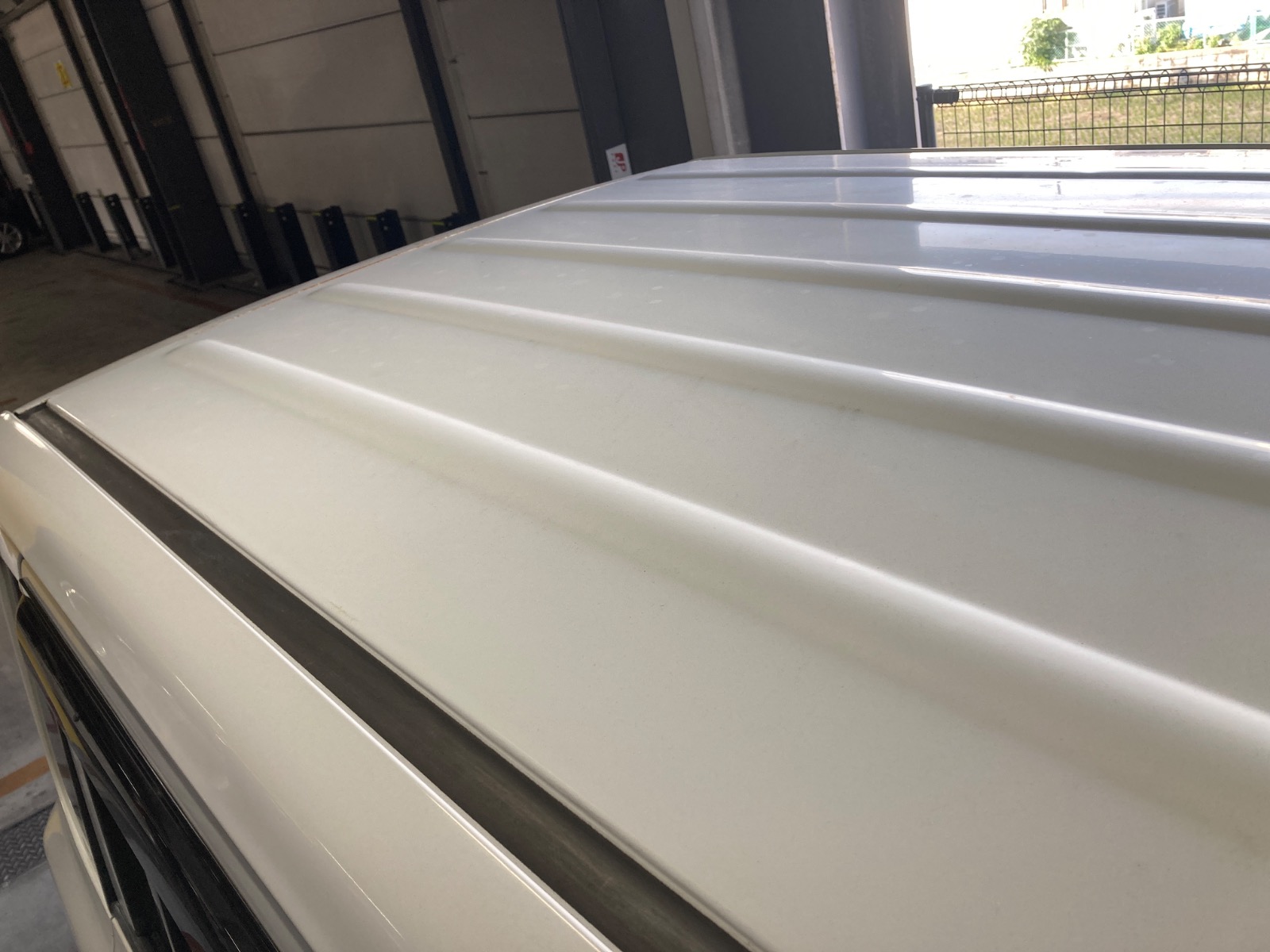 キズ・ヘコミ_37