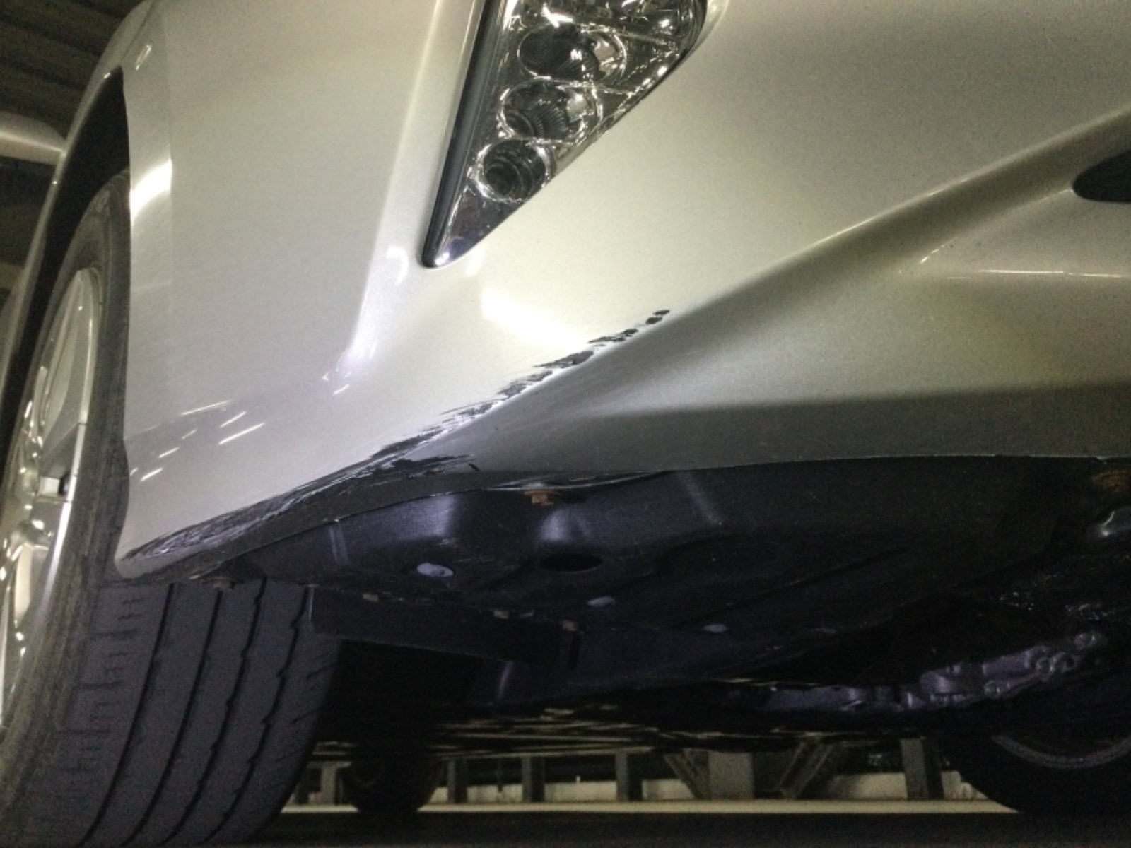 キズ・ヘコミ_06