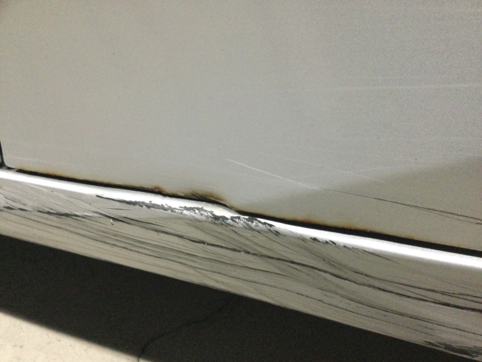 キズ・ヘコミ_24