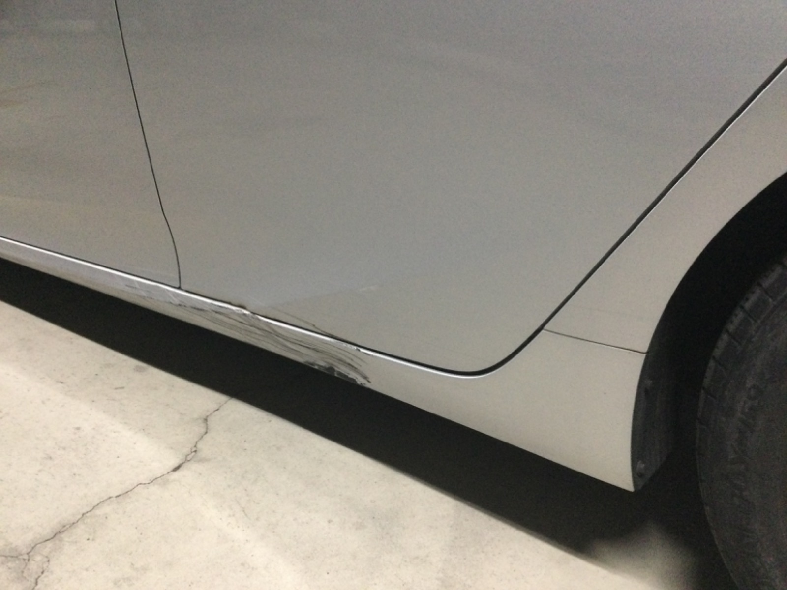 キズ・ヘコミ_25