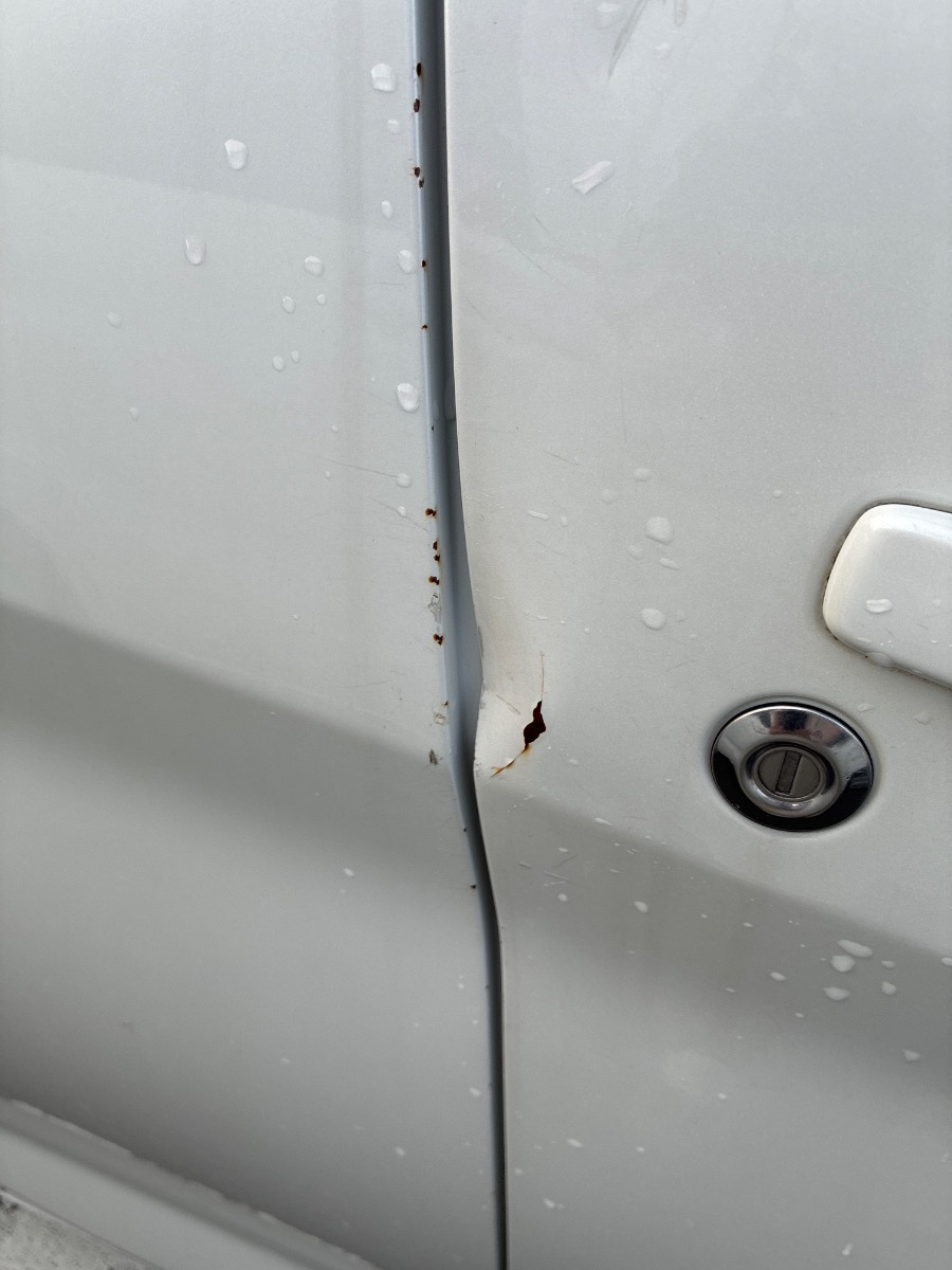 キズ・ヘコミ_19