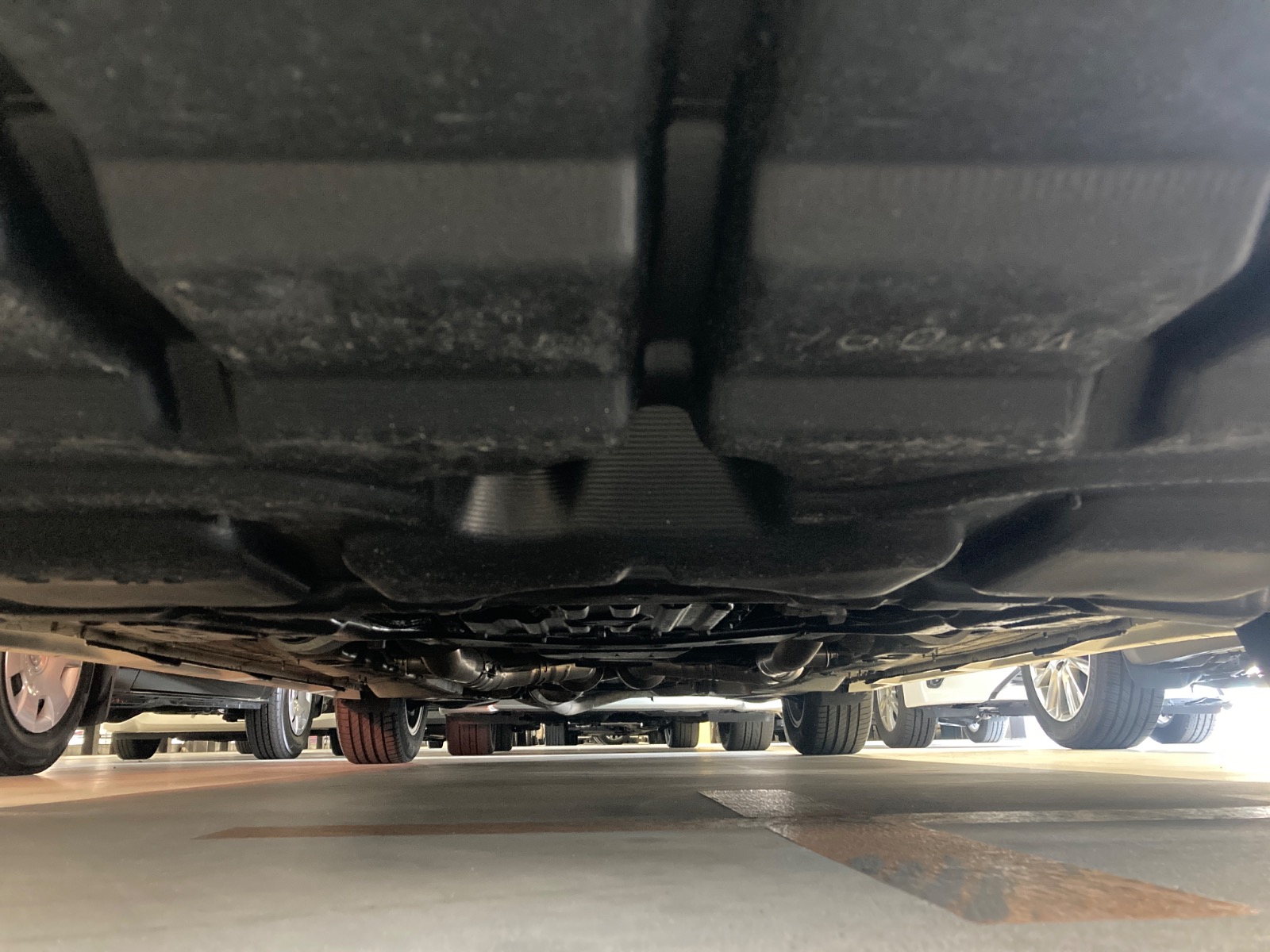 キズ・ヘコミ_64