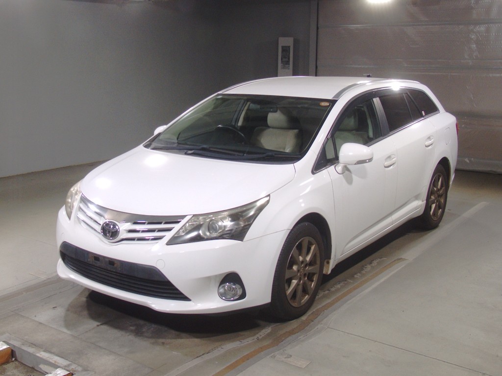 トヨタ アベンシス LI