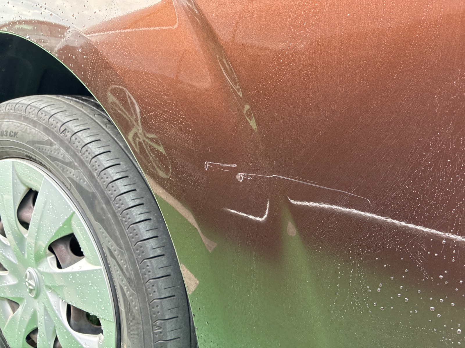 キズ・ヘコミ_11