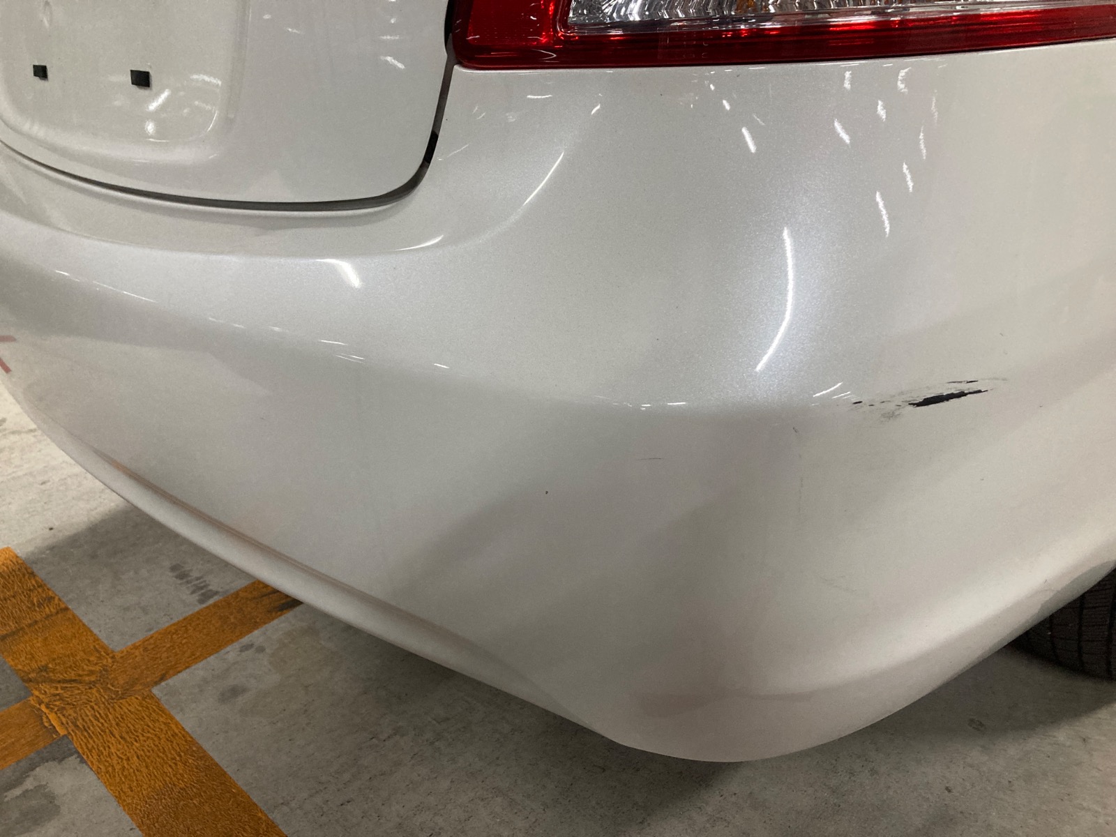 キズ・ヘコミ_56