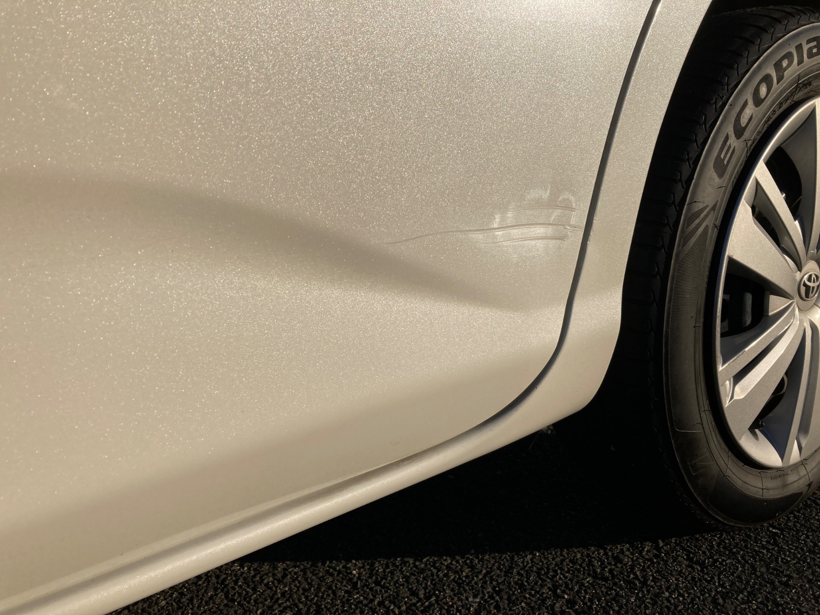 キズ・ヘコミ_25