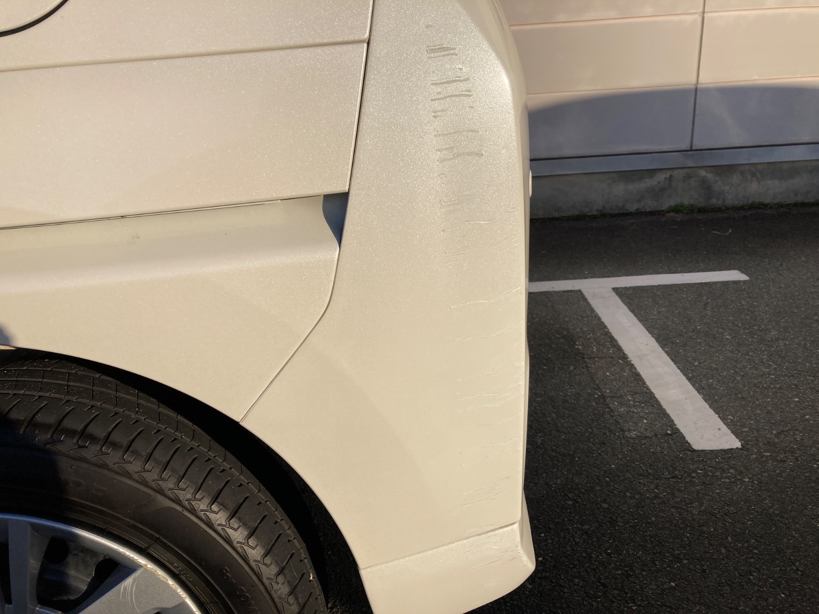 キズ・ヘコミ_55