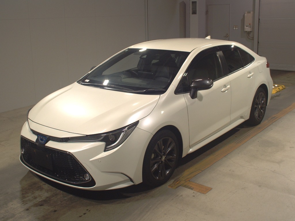 カローラセダンHEV WxB