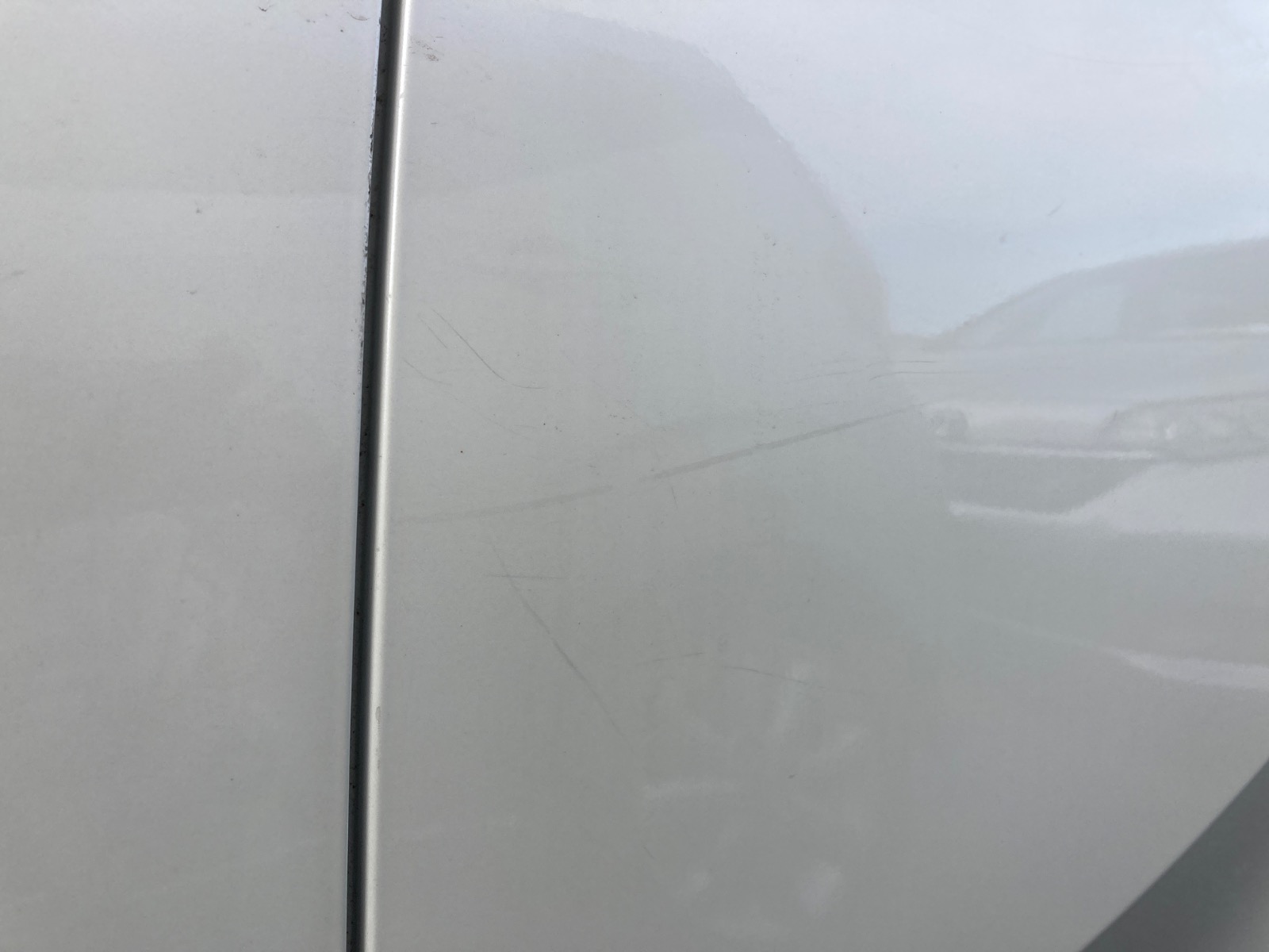 キズ・ヘコミ_24