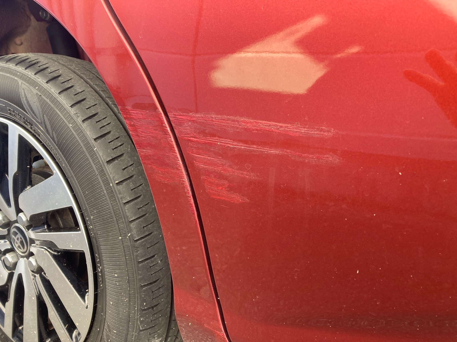 キズ・ヘコミ_27