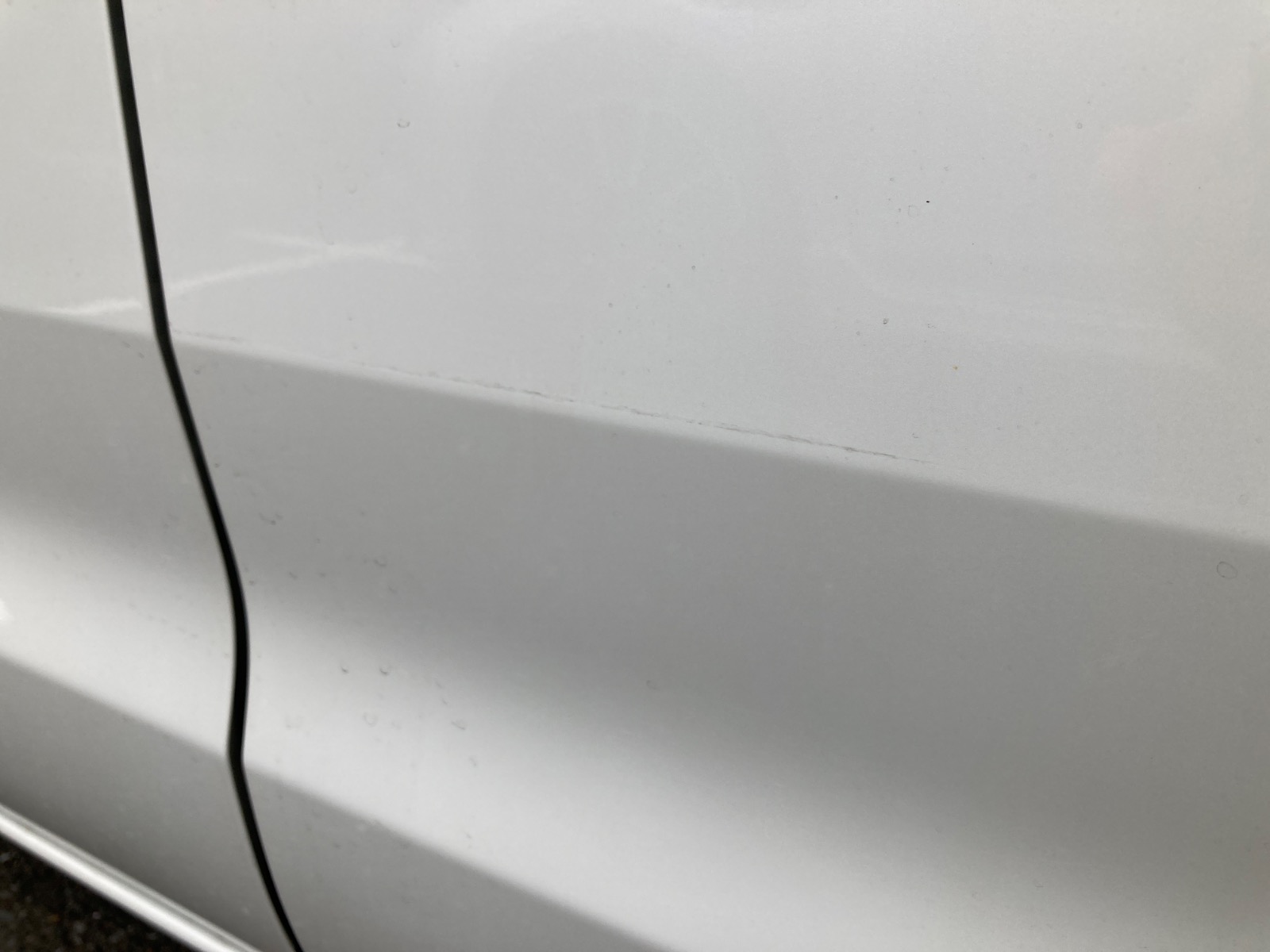 キズ・ヘコミ_24