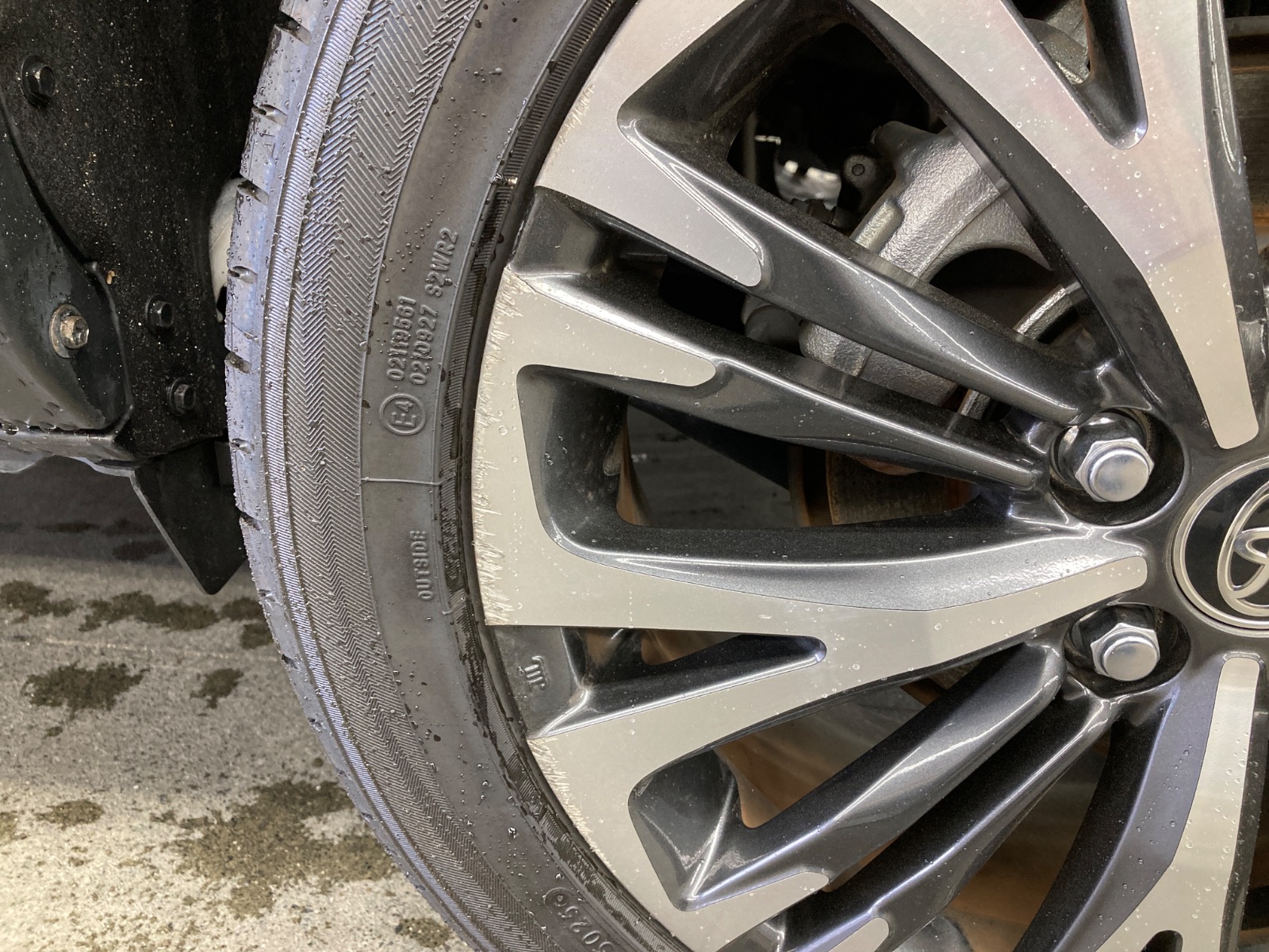 キズ・ヘコミ_61