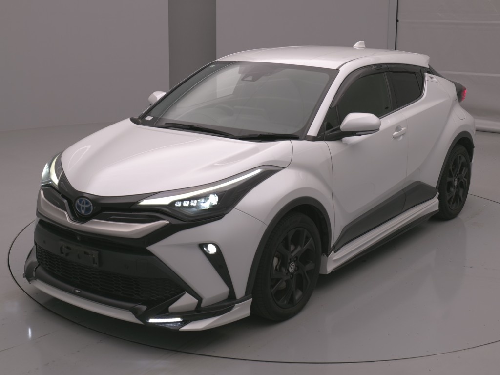 トヨタ　C-HRHEVGモードネロセフティ+2