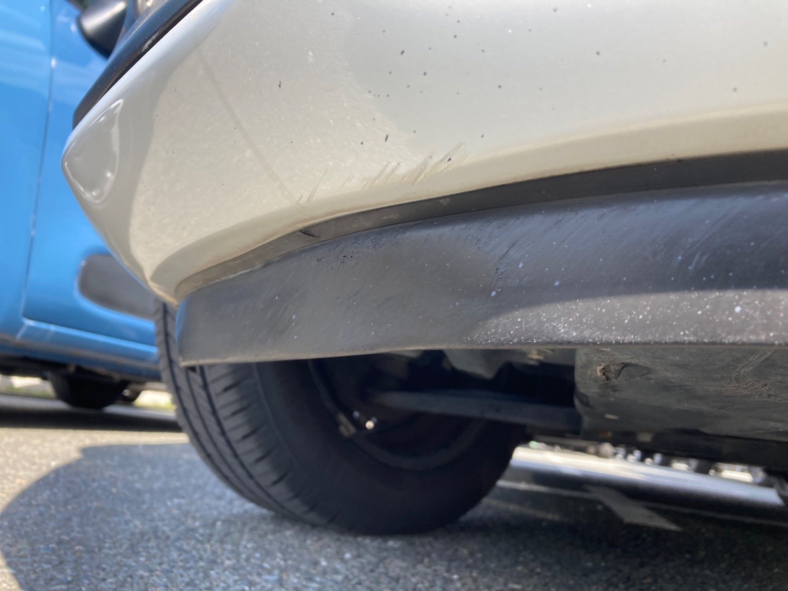 キズ・ヘコミ_64